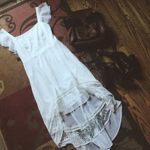 ‼️ SOLD ON MERC ‼️ Boho hi low dress