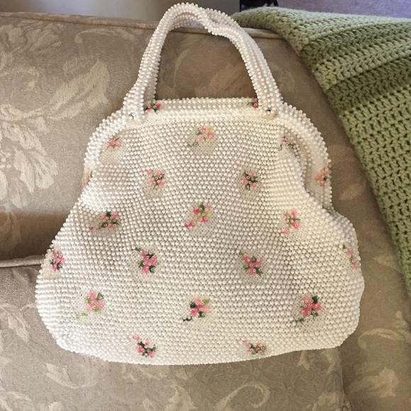 Vintage Handbags - Vintage Beaded Handbag