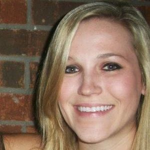 Meet your Posher, Caitlin