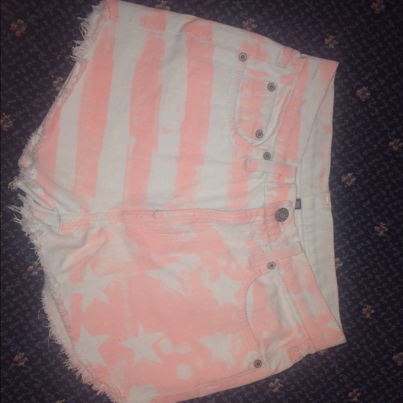 LF Carmar size 26 shorts