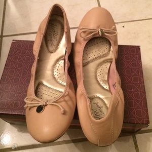 Nude Flats