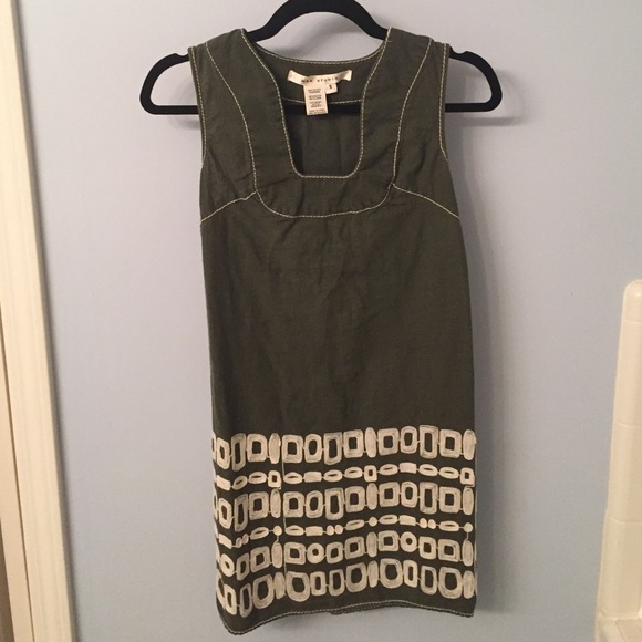 Sage sleeveless daytime dress