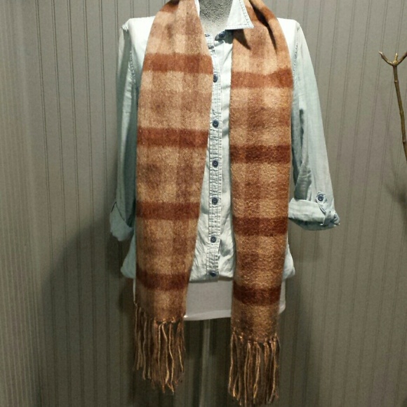 Sold - Picture 2 of 4