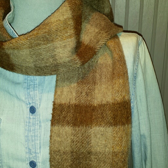 Sold - Picture 3 of 4