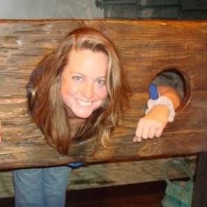 Meet your Posher, Leslie