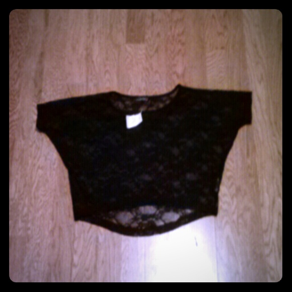 Lace crop top