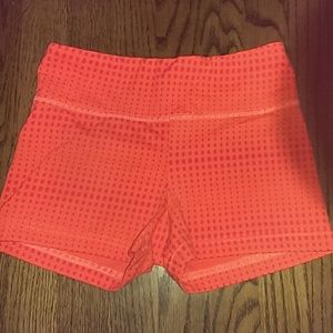 Marika Tek yoga shorts, sz M