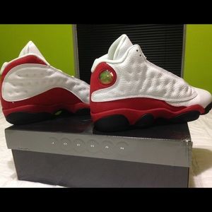 Jordan Retro 13 "Cherry"