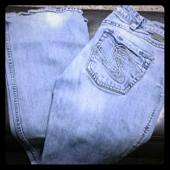 Distressed silver jeans!