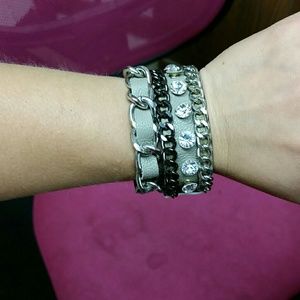 TRADE @mgrandmon  Buckle bracelet