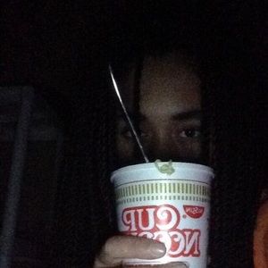 Meet your Posher, Selena