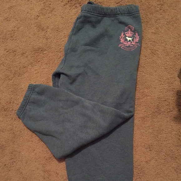 ⚡️Flash Sale! ⚡️ Victoria's Secret PINK sweats