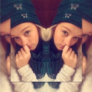 Meet your Posher, Melanie