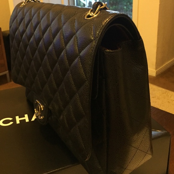 CHANEL Caviar Maxi DB Flap Black with Silver Chain - Picture 3 of 4