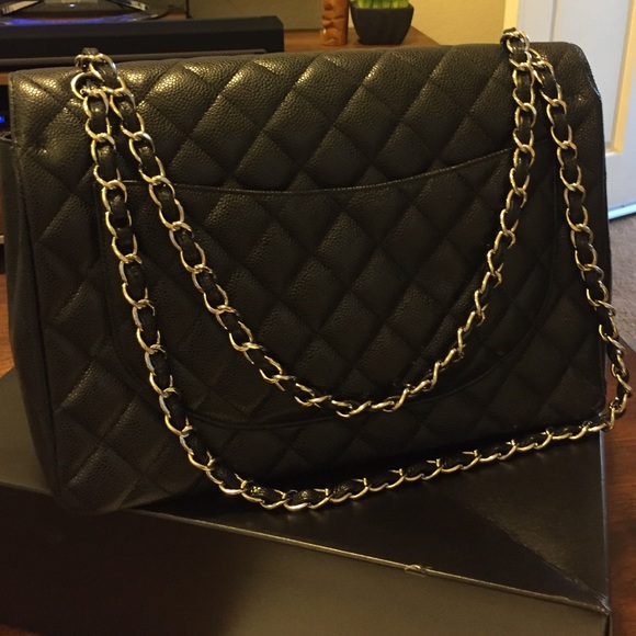 CHANEL Caviar Maxi DB Flap Black with Silver Chain - Picture 4 of 4