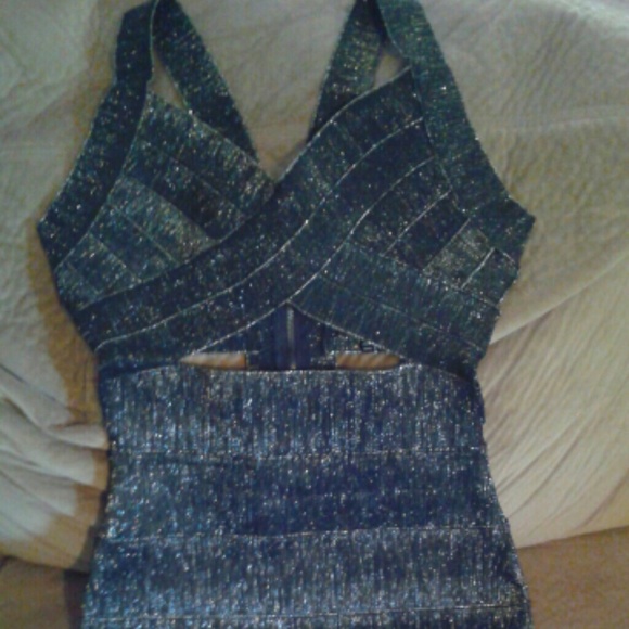 Wow couture black bandage dress!Zipper up the back