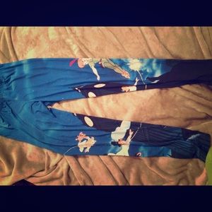 peter pan flying scene leggings