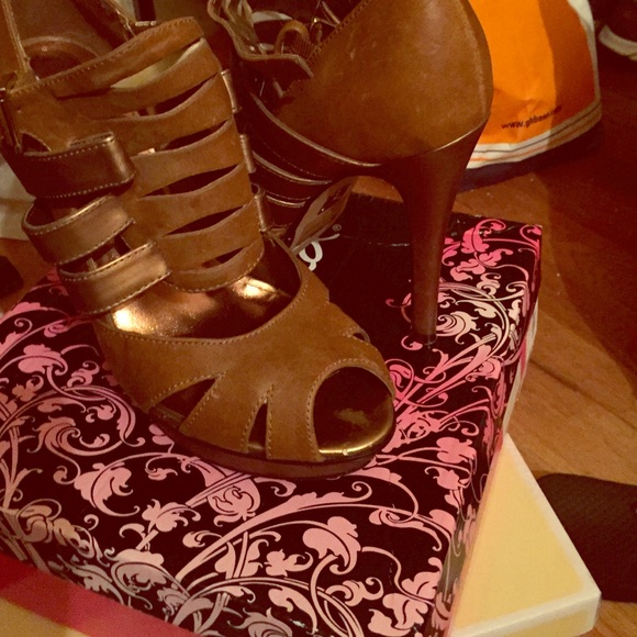 Bakers shoes. Emily sandal