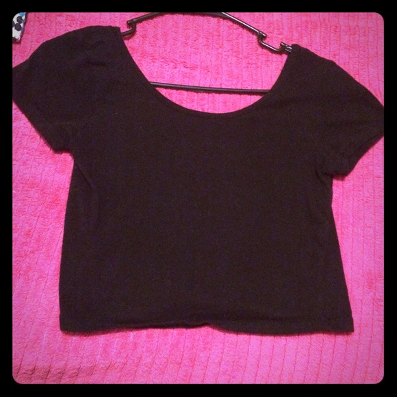 Black "U" Neck Crop Top