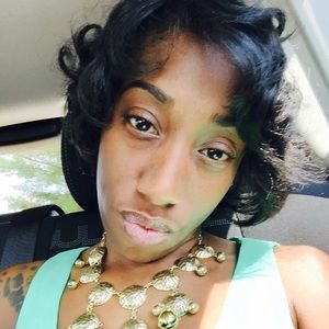 Meet your Posher, Tiera