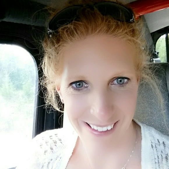 Meet your Posher, Mindi