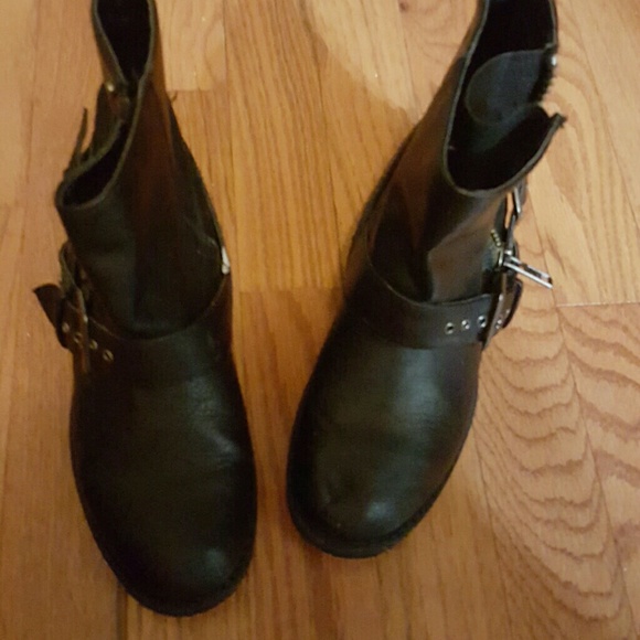 black boots