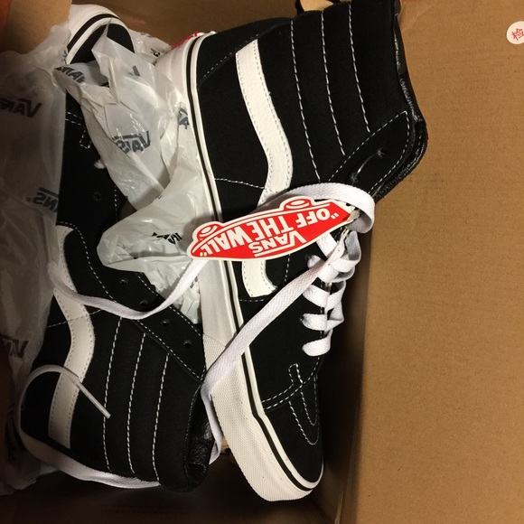 Brand New Sk8- Hi Vans
