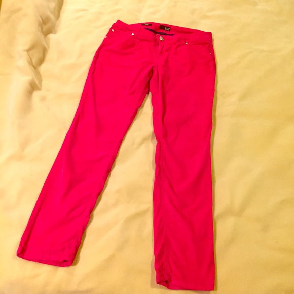 Pink corduroy skinny pants