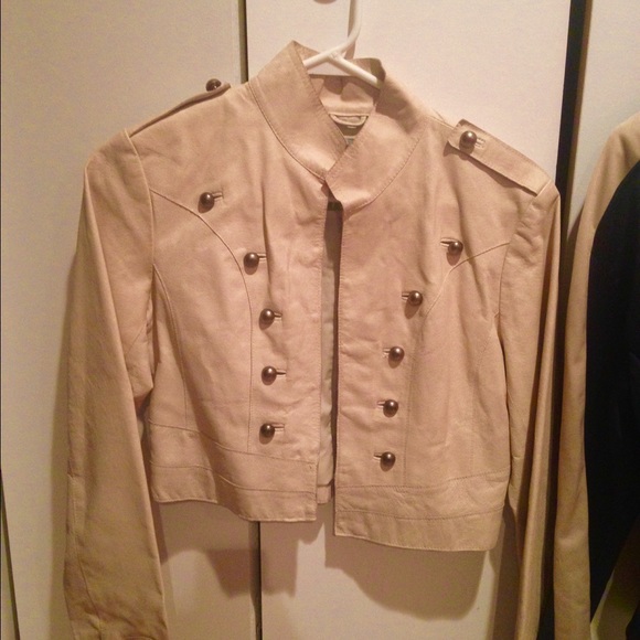 Military style leather jacket!!! 💃🏻