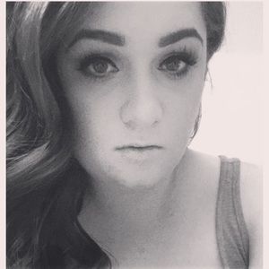 Meet your Posher, Shelby
