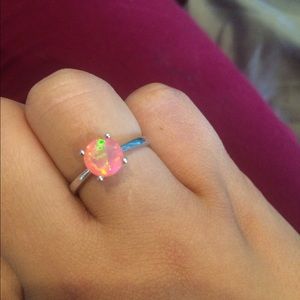 🎉 price drop! Pink opal ring