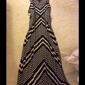 Dress Absolutely Stunning!!