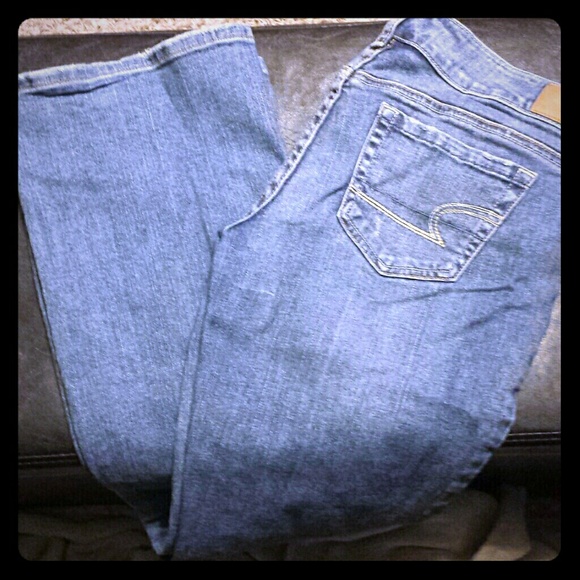 American eagle boyfriend jeans!