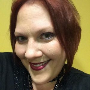 Meet your Posher, Christiana