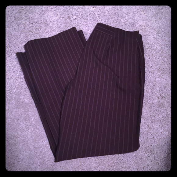 The limited Brown Pin stripe stretch pants