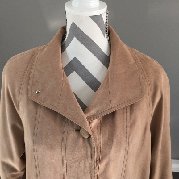 Beige jacket - Picture 3 of 4