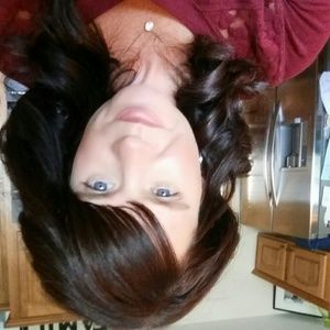 Meet your Posher, Kelly