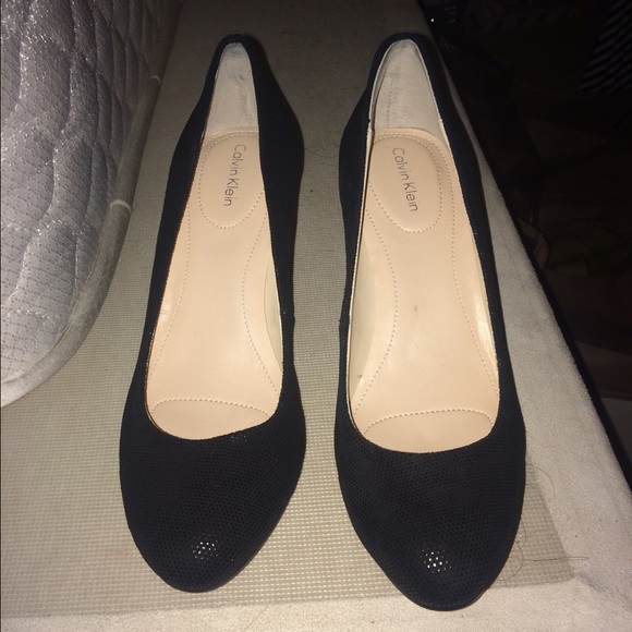 Calvin Klein black work pumps
