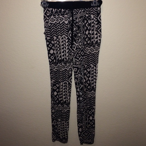 Tilly's Pants - Black and white joggers