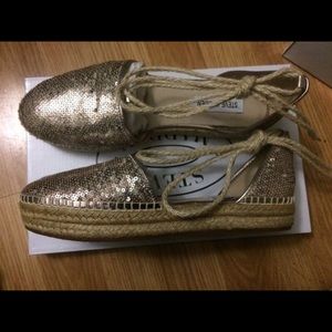 Steve Madden Paradyze Size 8.