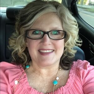 Meet your Posher, Kim