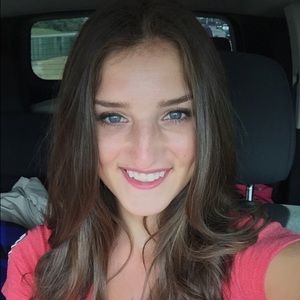 Meet your Posher, Serena
