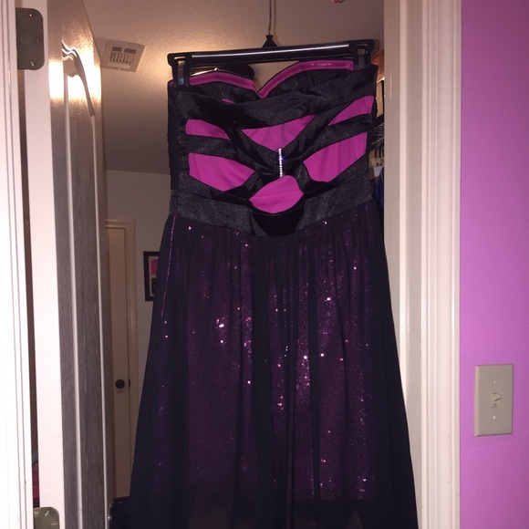 Black and pink high low dress - Picture 2 of 2