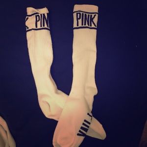 VS PINK SOCKS!