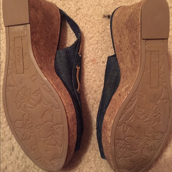 Cute Shoes ! - Picture 3 of 3