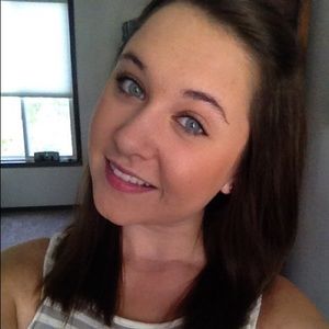 Meet your Posher, Jacqueline