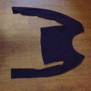Long sleeve crop top
