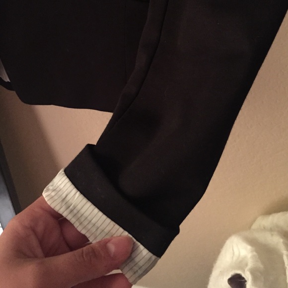 Blazer - Picture 3 of 4