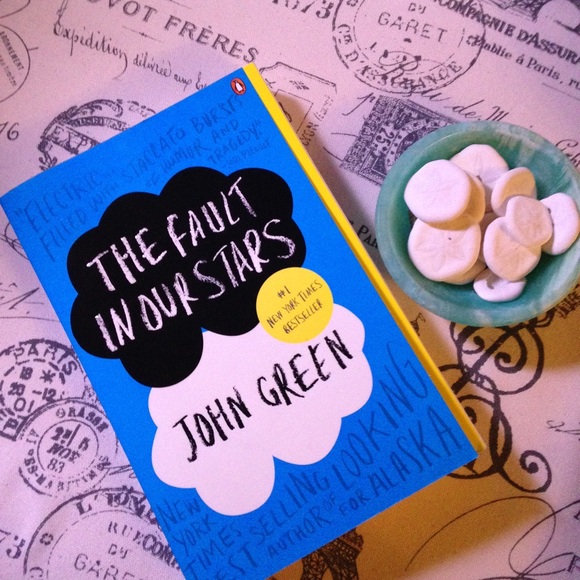 The Fault in Our Stars (Brand New Paperback)