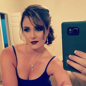 Meet your Posher, Jane